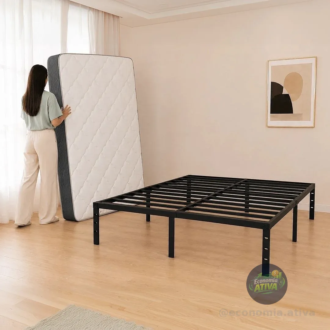 Estrado De Cama Casal Hot Wheels Preto Romantic Crown Com Armazenamento