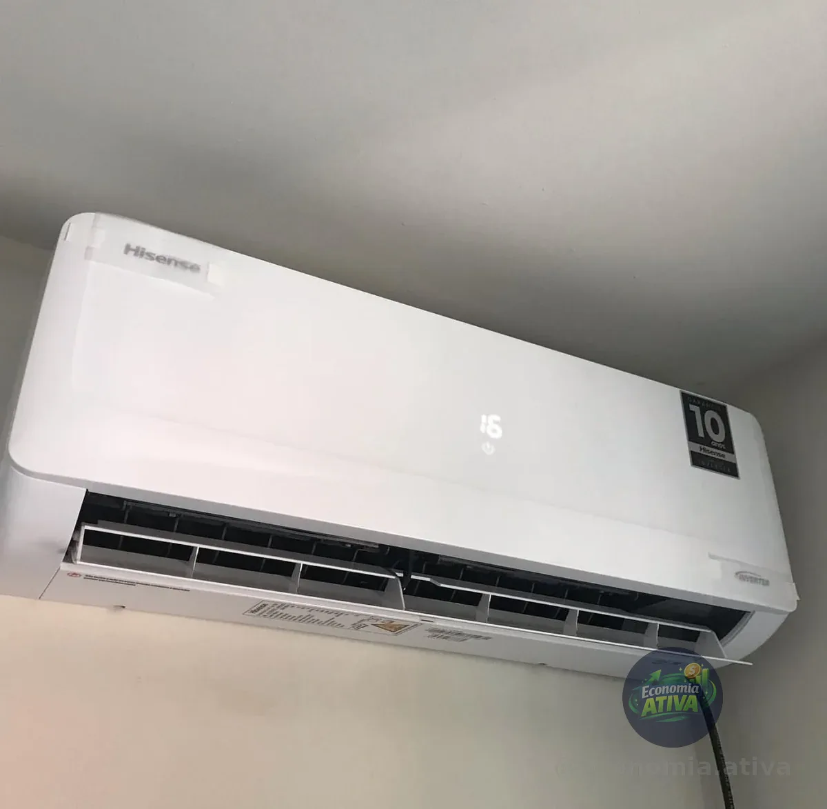 AR CONDICIONADO SPLIT INVERTER HISENSE R-32 HI-WALL 9000 BTUS QUENTE E FRIO WI-FI 220V