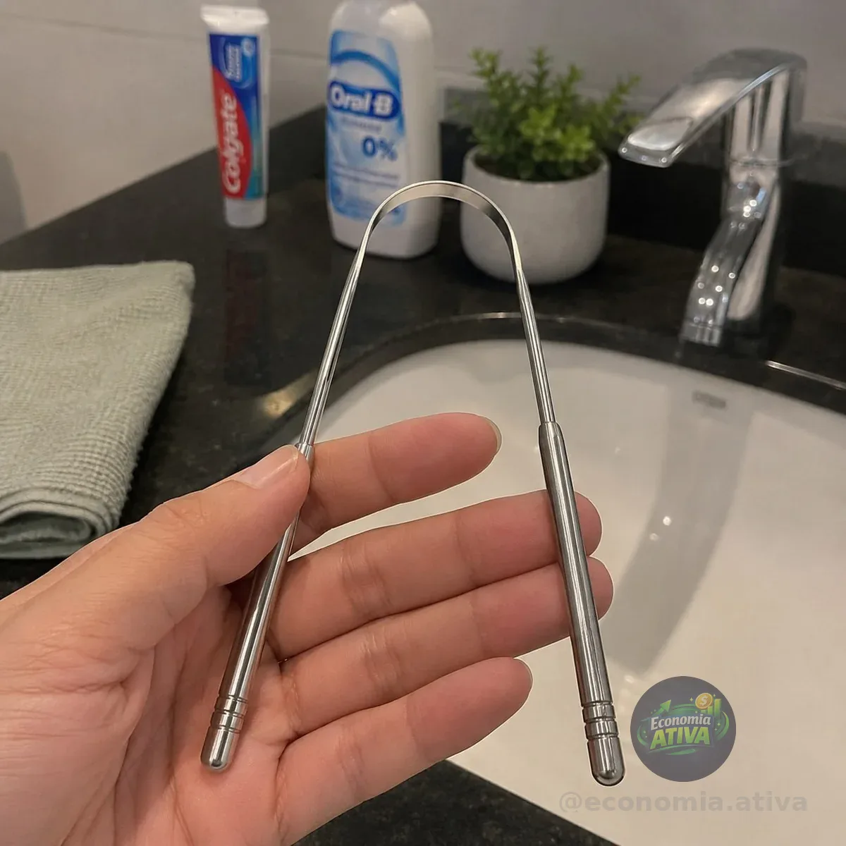 Raspador de Língua Inox Profissional Limpeza Bucal Anti Mau Hálito Higiene Oral Aço Inoxidável Durável Removedor de Saburra Fácil de Limpar Reutilizável Confortável Uso Diário Premium Saúde Bocal