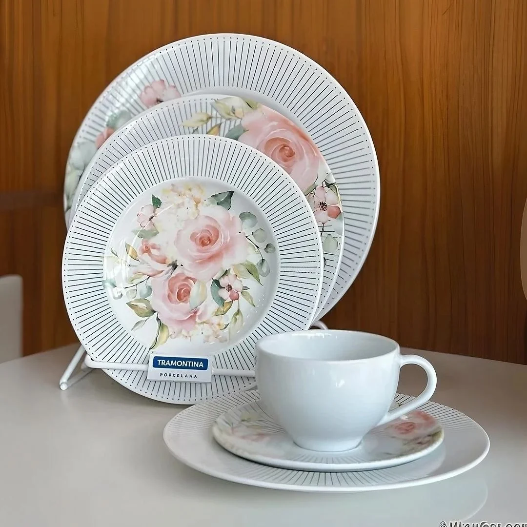 OLHA ESSES DETALHES FLORAIS, perfeição 😍🥰