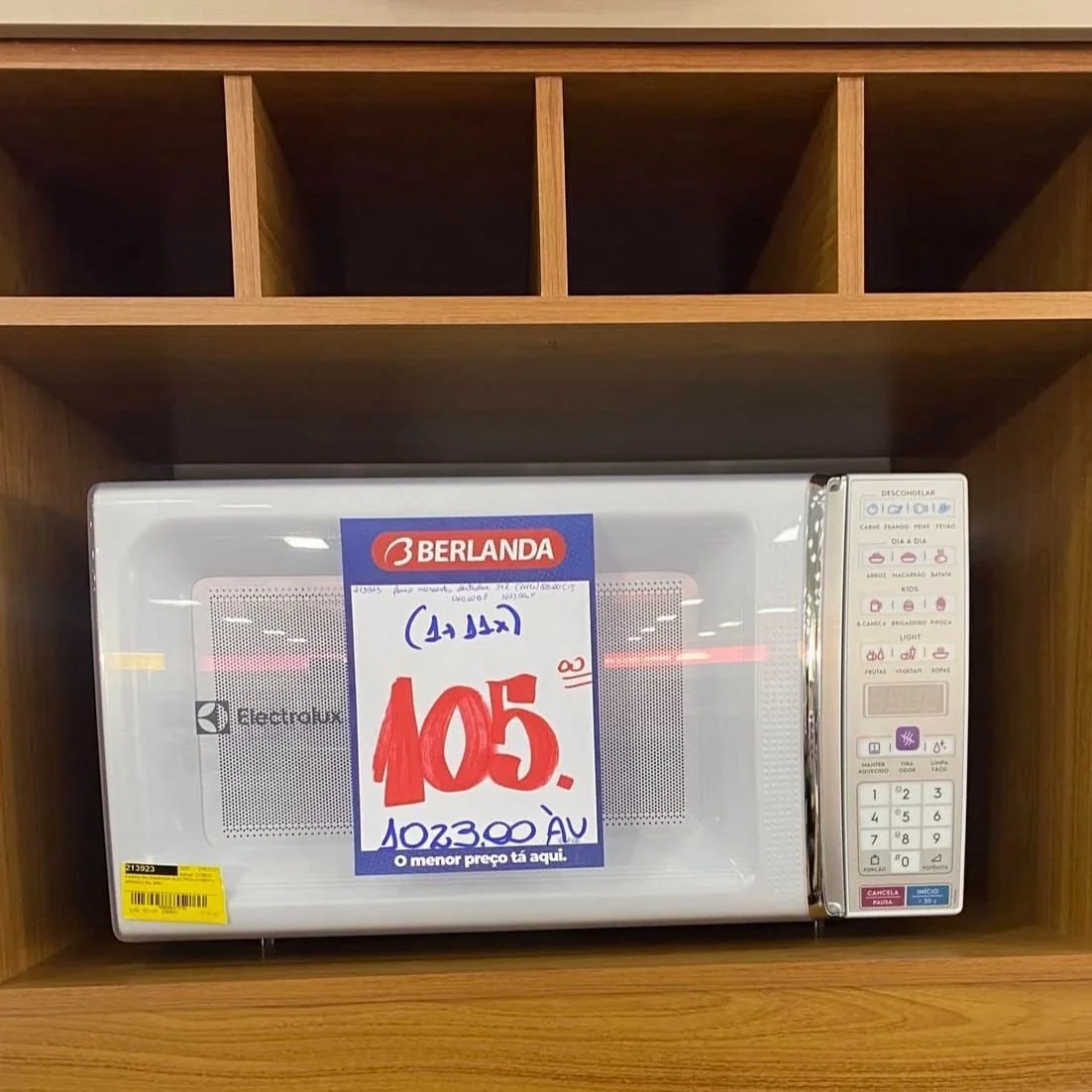 Micro-ondas Electrolux De Bancada Branco Com Função Tira Odor E Manter Aquecido 34l Meo44 127v